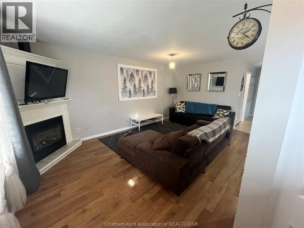 56 Mulberry COURT, Chatham 3
