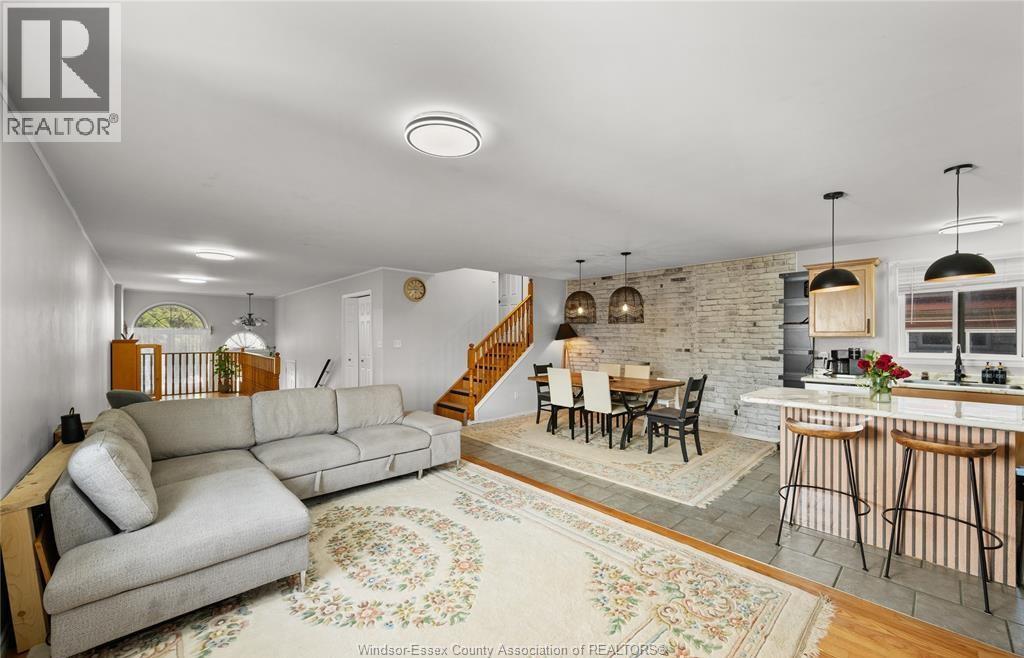 Unit UPPER - 1537 LANGLOIS, Windsor 3