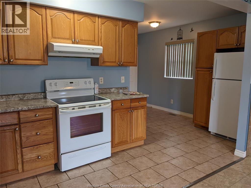 Unit MAIN - 349 TUSCARORA, Windsor 3
