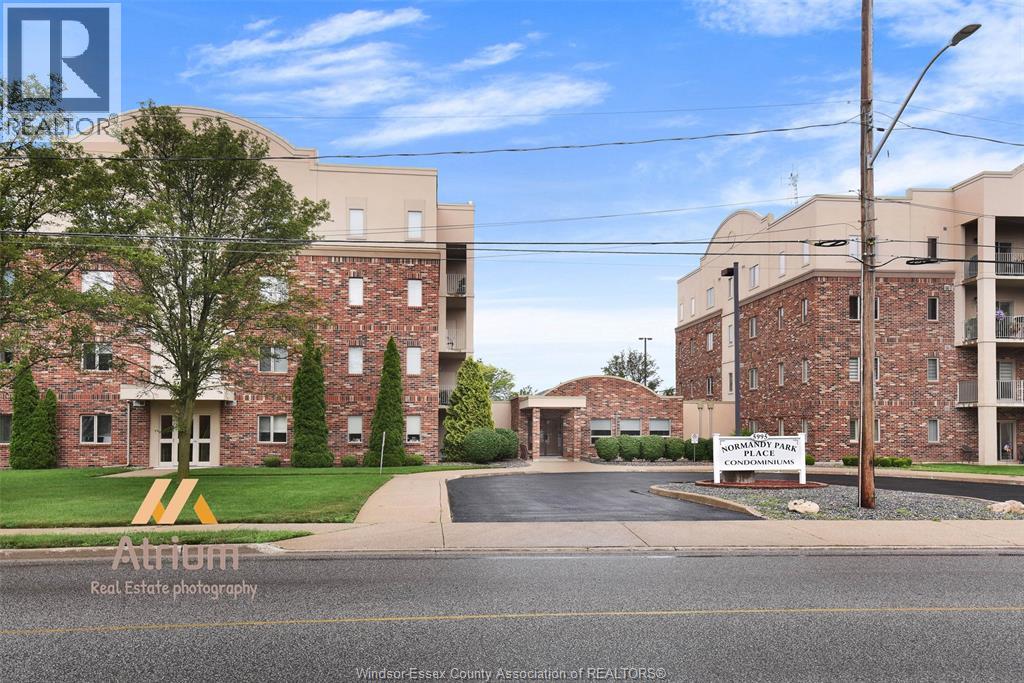 Unit 219 - 5995 ELLIS, LaSalle 1