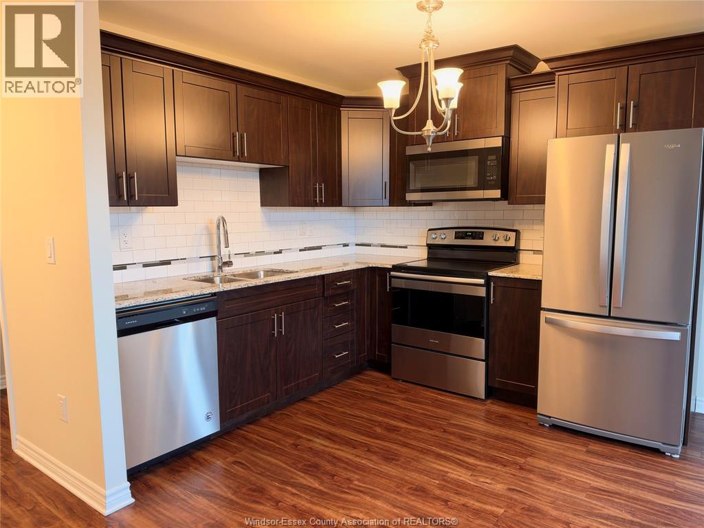 Unit 418 - 550 Park AVENUE West, Chatham 3