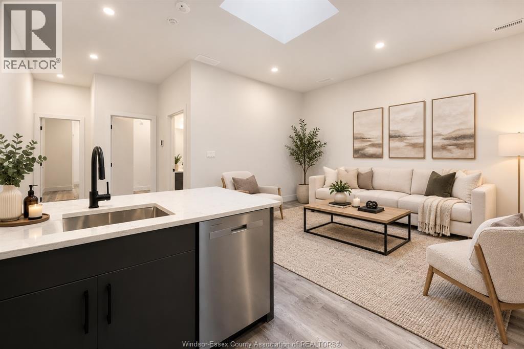 930 MARION, Windsor 2