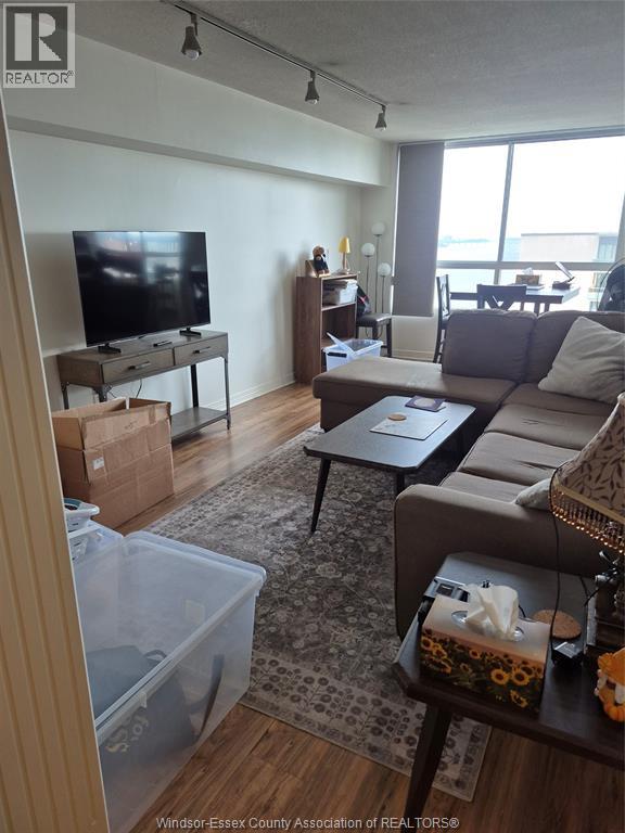 Unit 1706 - 75 RIVERSIDE DRIVE East, Windsor 3