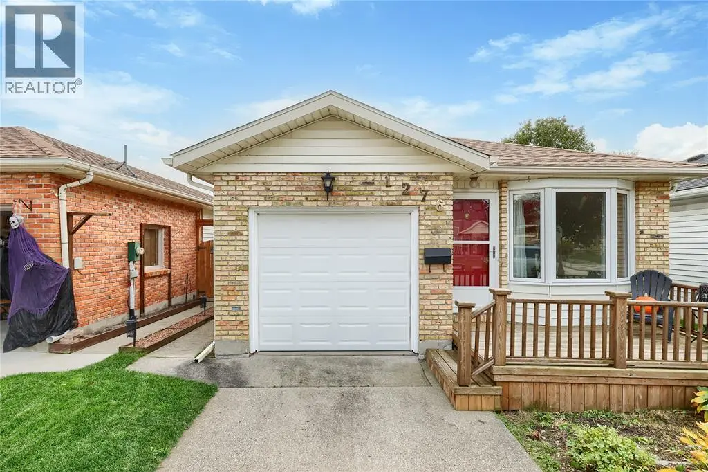 1276 Thistledown AVENUE, Sarnia, Ontario N7S1P7 For Sale | HouseSigma