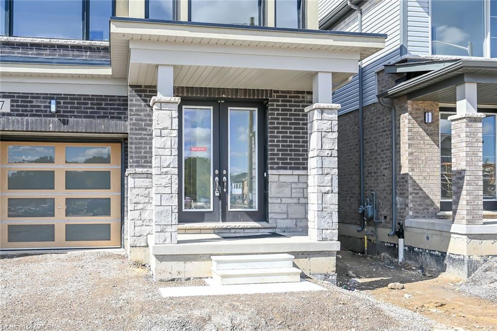 377 Provident Way, Glanbrook 3