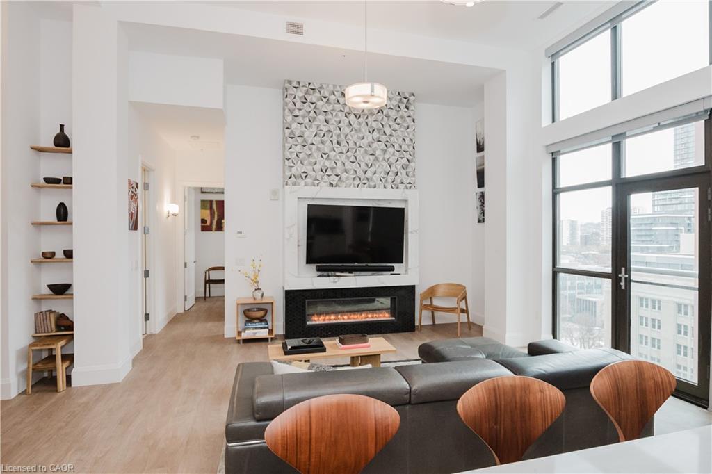 Unit LPH13 - 118 King Street East, Hamilton 5