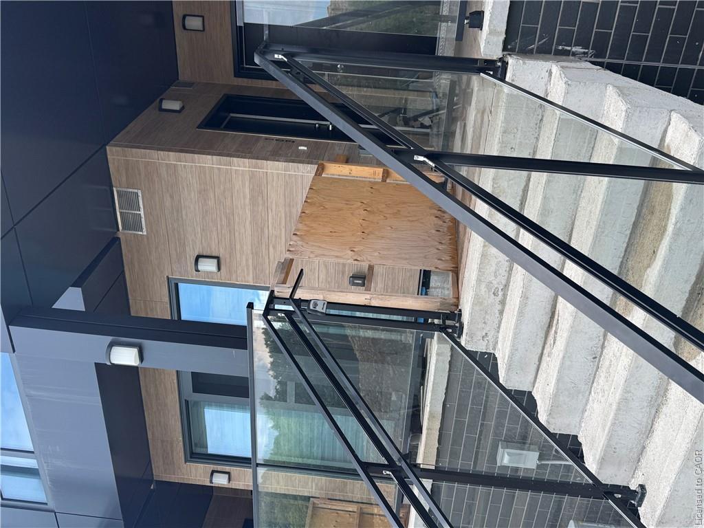 Unit 207 - 12 Suncrest Lane, Muskoka Lakes 2
