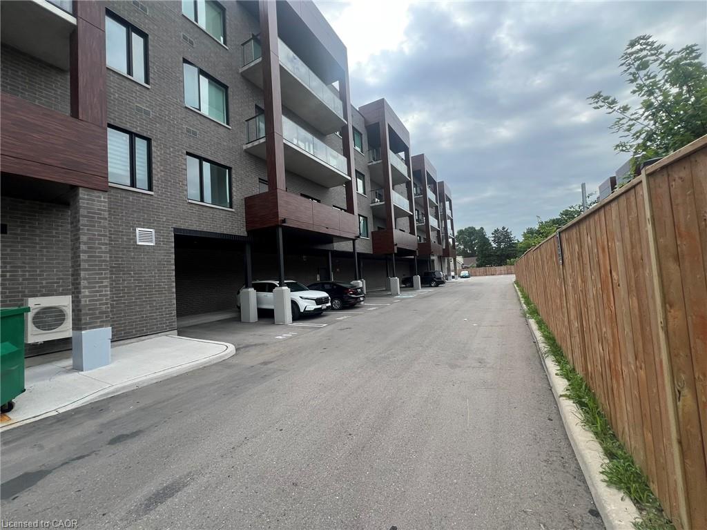 Unit 403 - 408 Dundas Street S, Cambridge 2