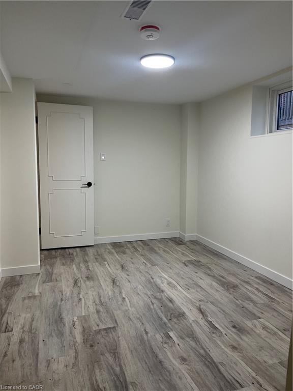 Unit B - 206 Lorne Avenue, Kitchener 5