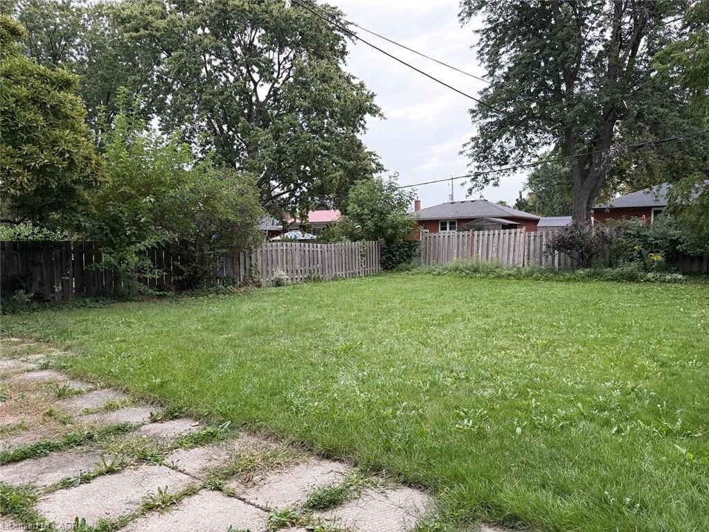 Unit Main Floor - 175 West 27th Street, Hamilton 4