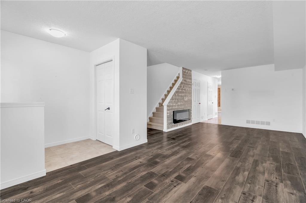 Unit 19B - 50 Howe Drive, Kitchener 3