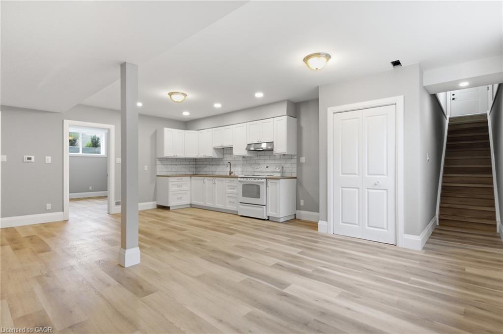296 St Ann Avenue, Wilmot 1