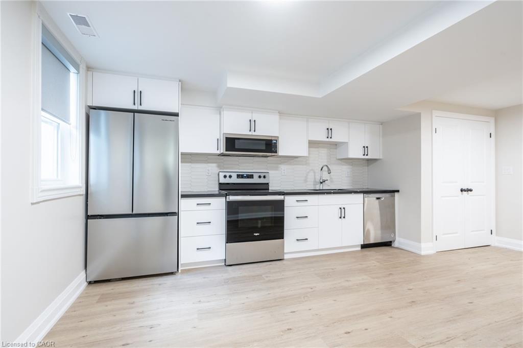 Unit D - 80 Irene Avenue, Stoney Creek 4