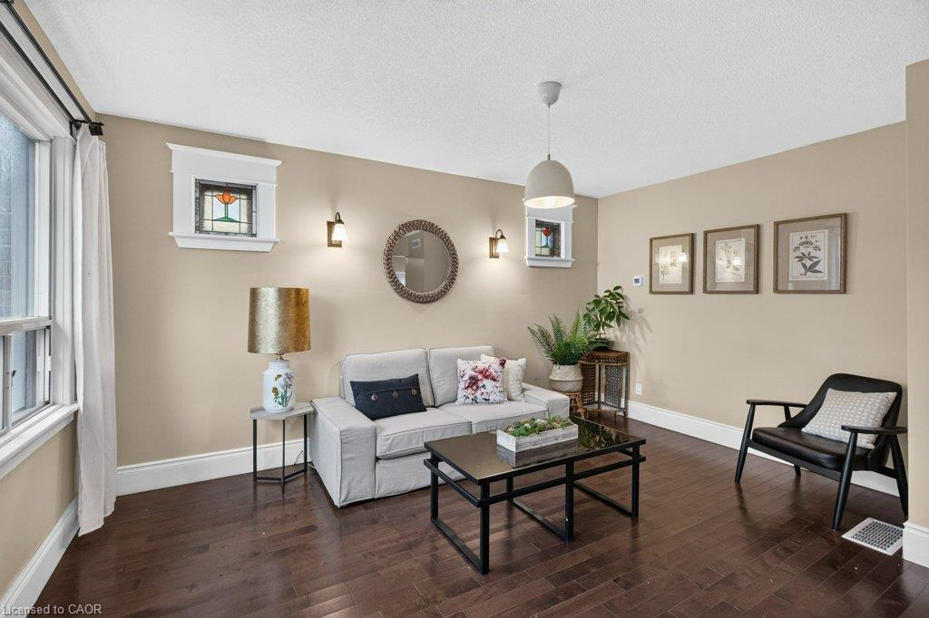 50 Wexford Avenue S, Hamilton 4