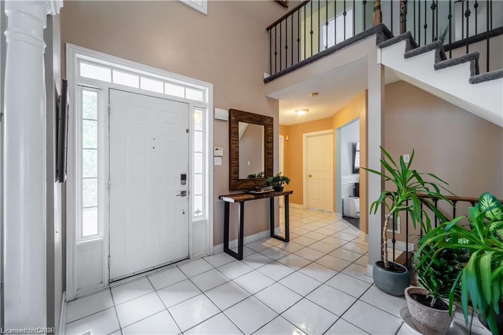 Unit Lower - 49 Meadowlands Boulevard, Ancaster 3