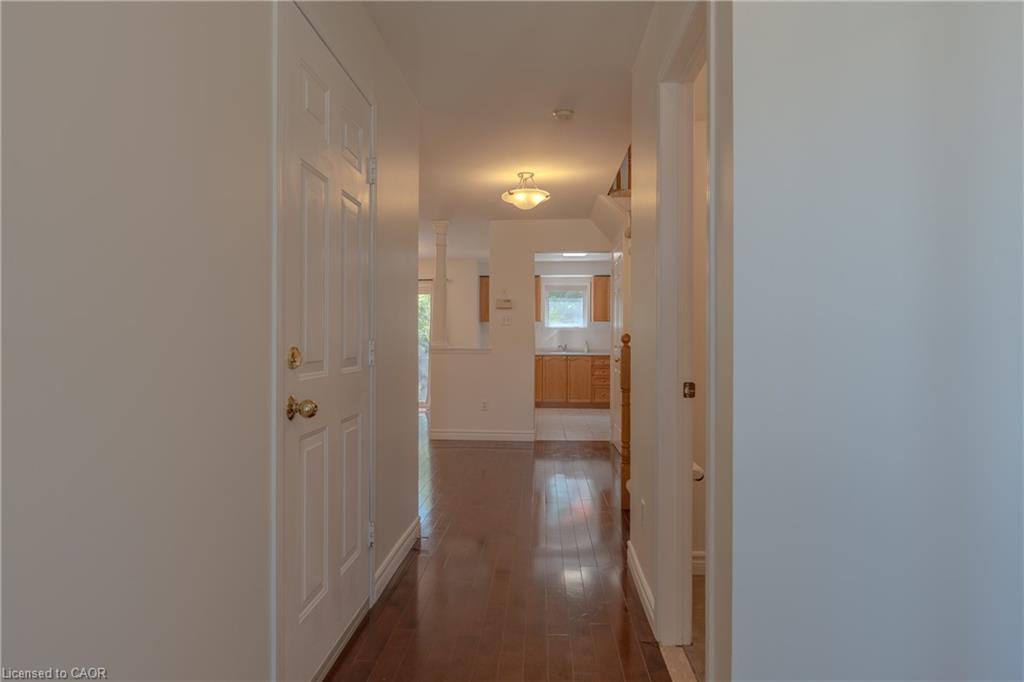 4008 Berton Avenue, Burlington 5