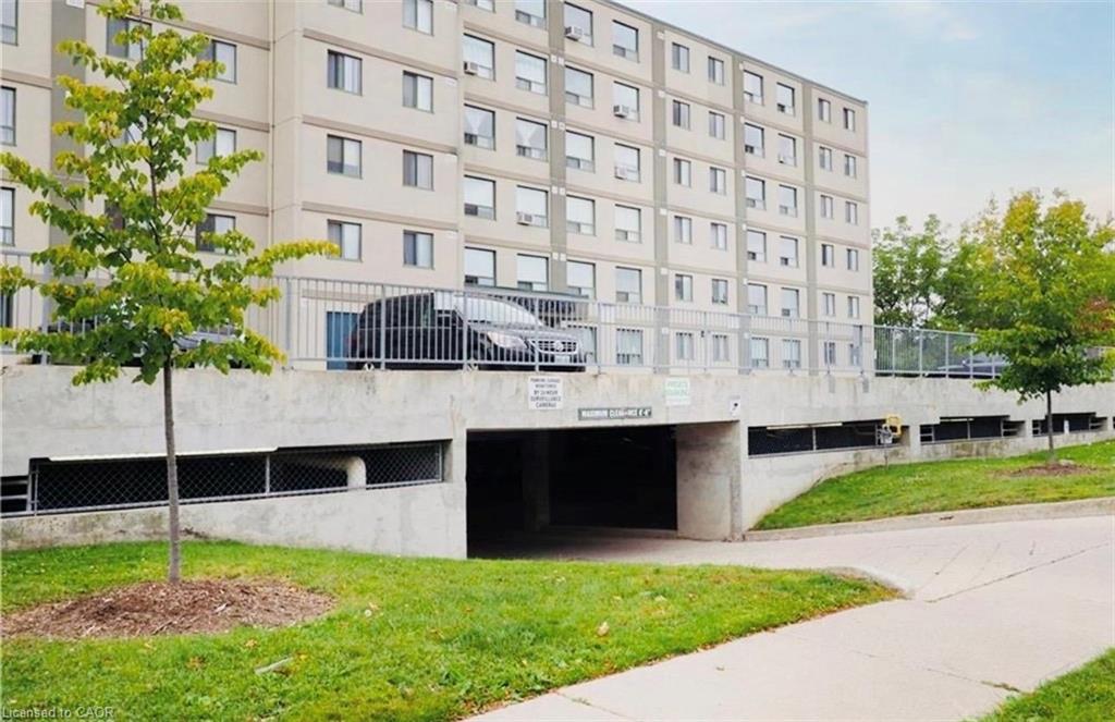 Unit 105 - 18 Holborn Court, Kitchener 2
