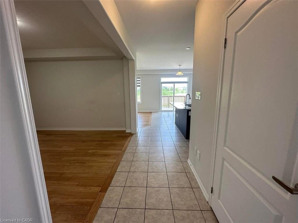 Unit Upper - 61 Anderson Road, Brantford 5