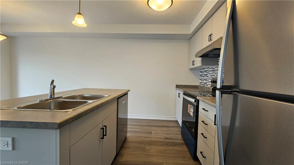 395 Benninger Drive, Kitchener 5