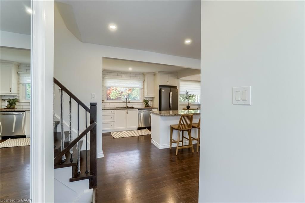 2121 Bridge Road, Oakville 2