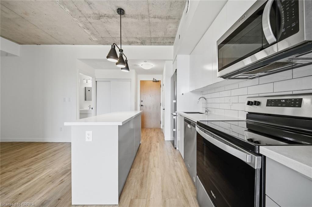 Unit 202 - 7 Erie Avenue, Brantford 5
