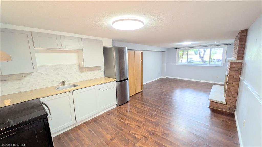 Unit Basement - 35 Leaway Avenue, Hamilton 3