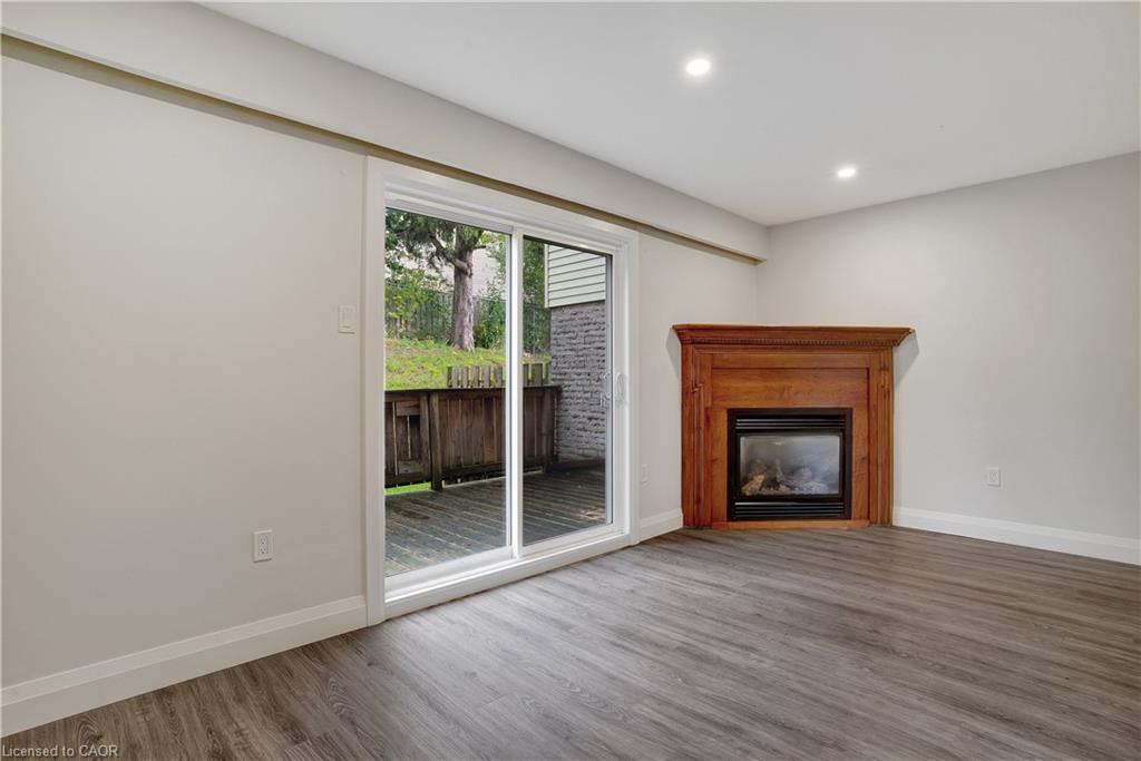 Unit 25 - 162 Jansen Avenue, Kitchener 5