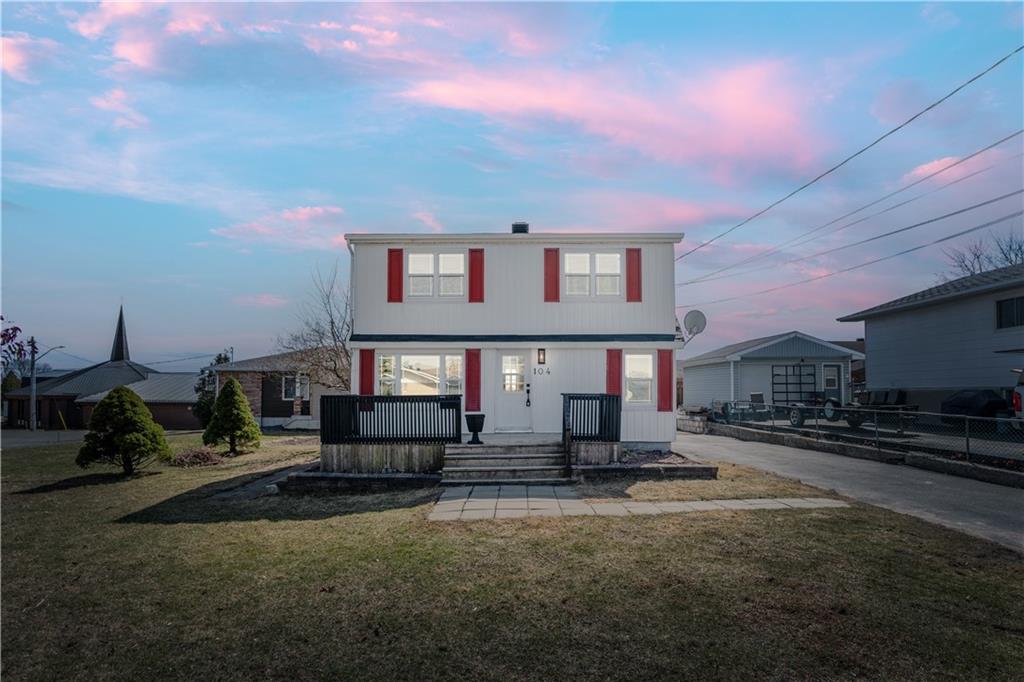 104 MERCIER Avenue W, Cornwall, Ontario K6K1J6 Sold History HouseSigma