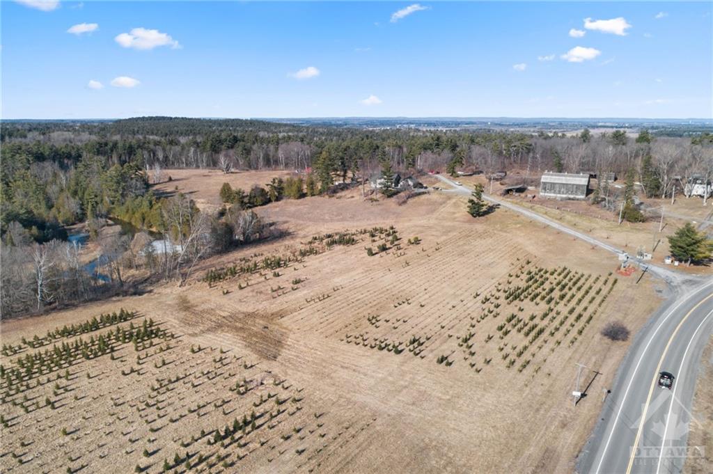 1 HIGHLAND Road, Arnprior, Ontario K0A3M0 For Sale HouseSigma