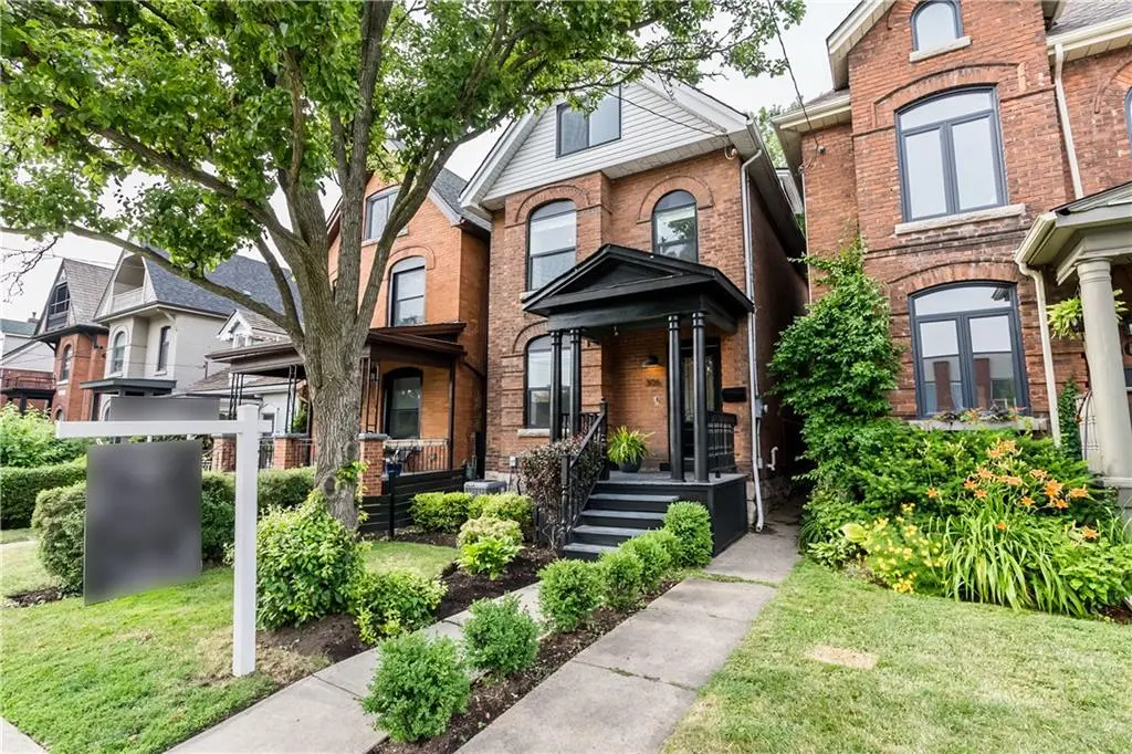 306 Herkimer Street – Detached Home in Hamilton