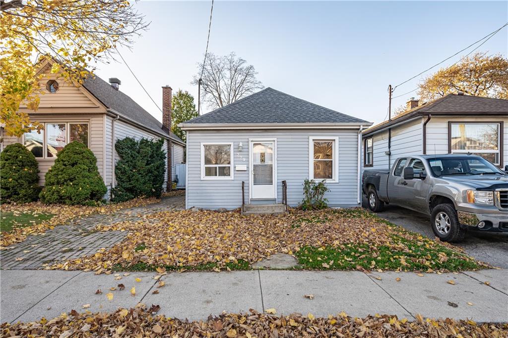 229 TOLTON Avenue, Hamilton, ON Detached, Freehold Sold price