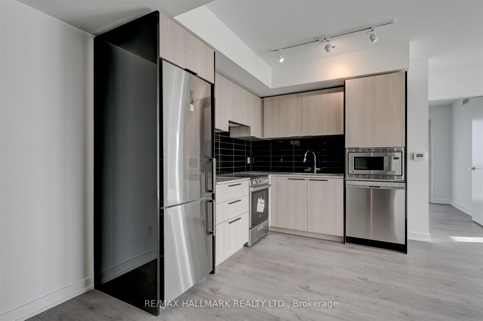 Unit 5212 - 501 Yonge Street, Toronto 5
