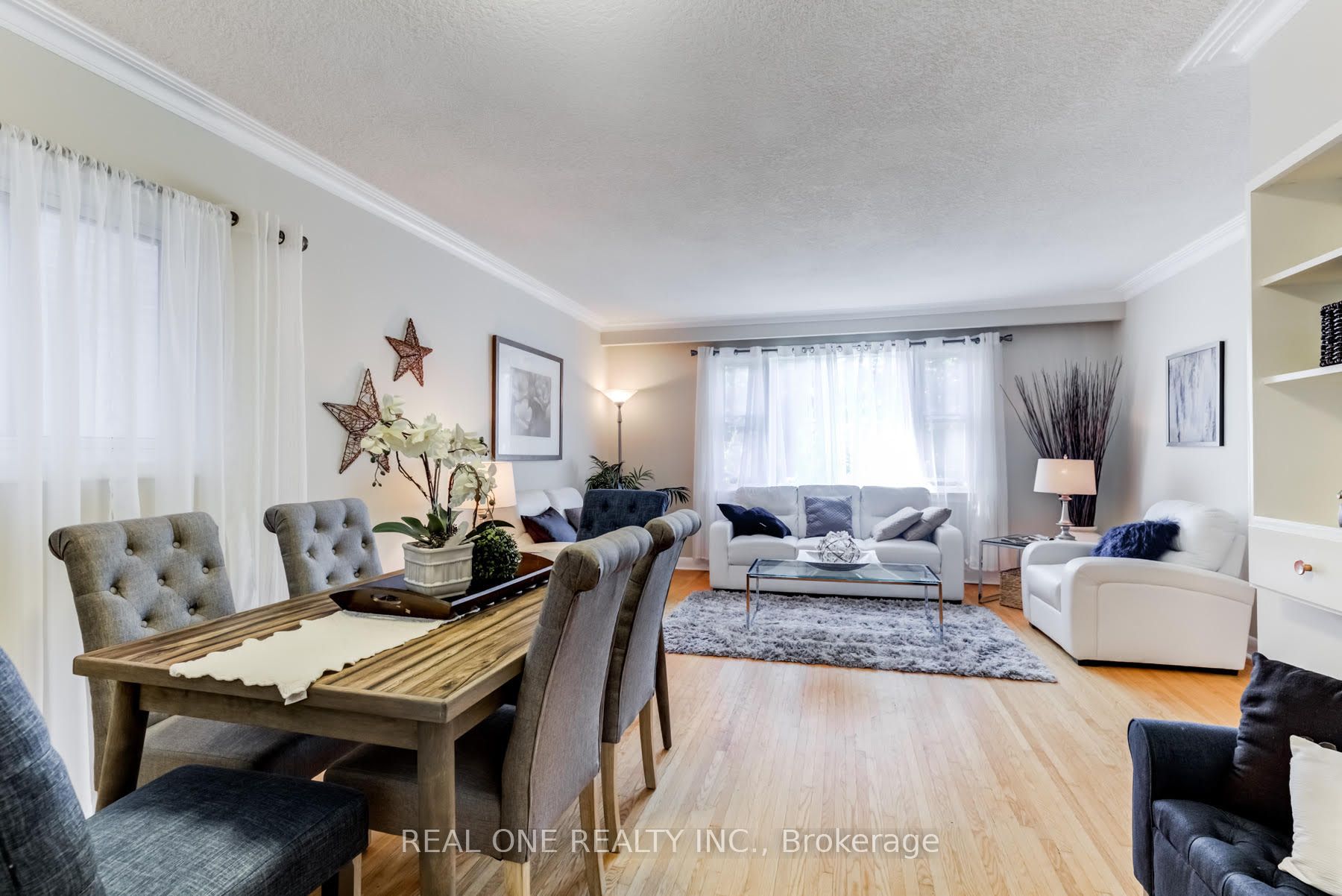 349 Horsham Avenue, North York 2