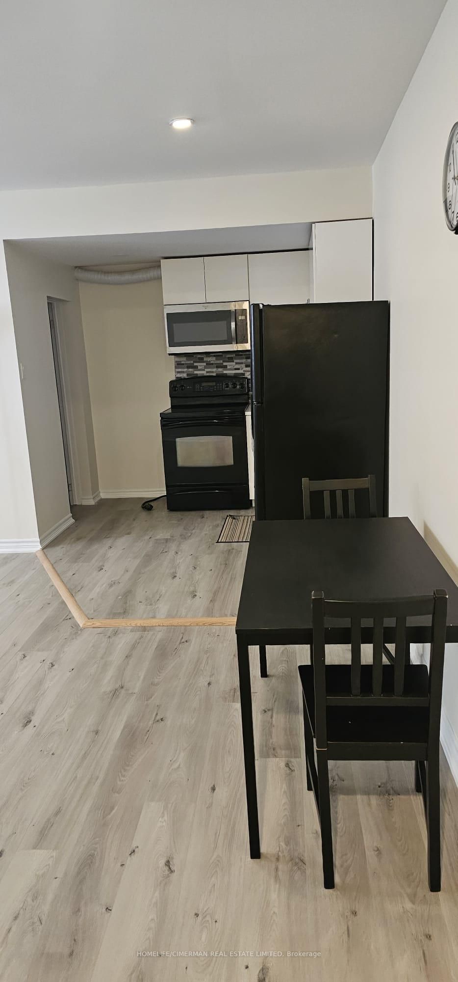 Unit Basement Unit 1 - 92 Alexis Boulevard, North York 5