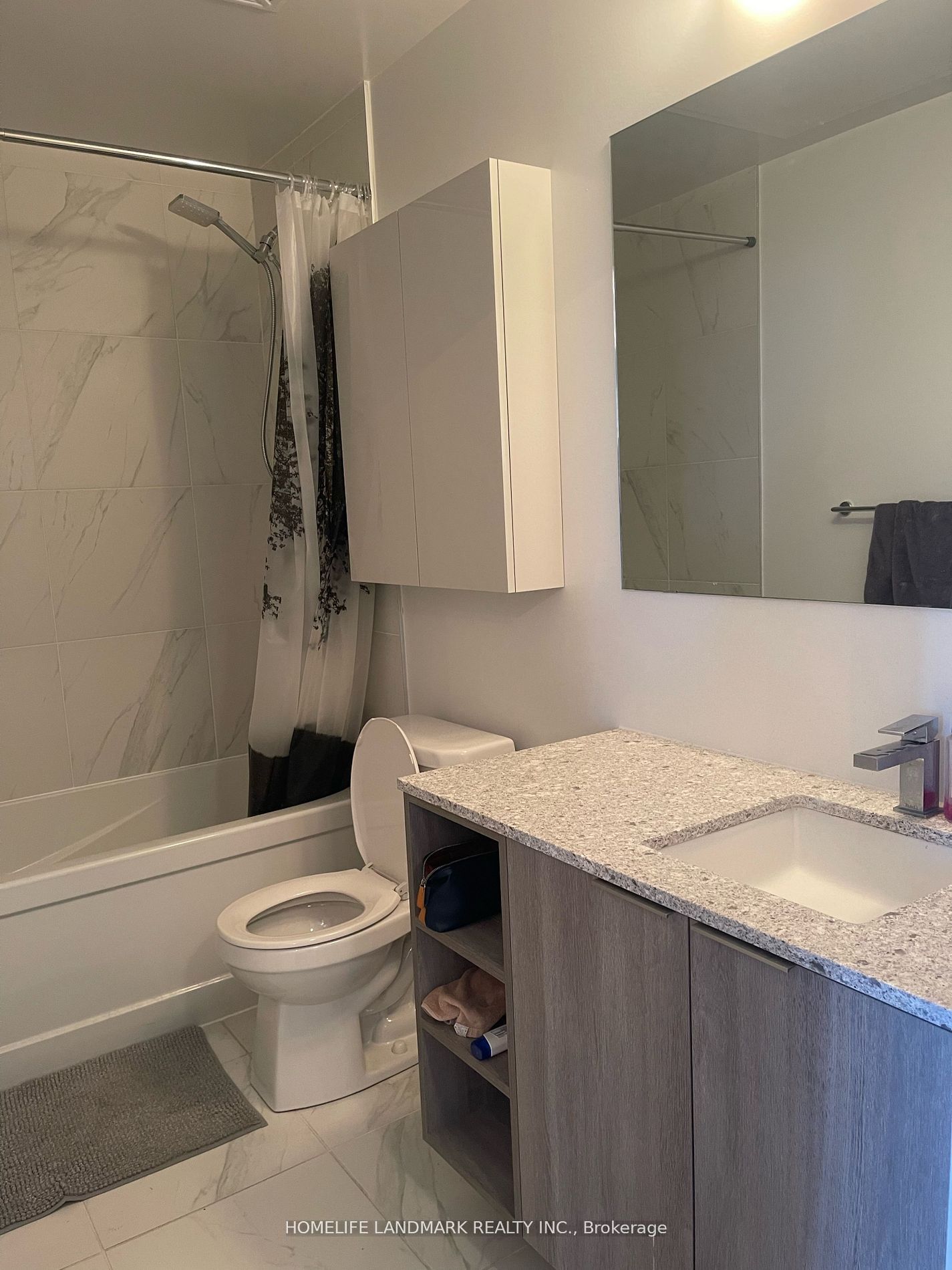 Unit 1025 - 31 Tippett Road, North York 4