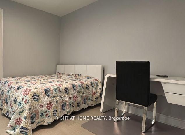 Unit 2 Crescent - 14 Ptarmigan, Lower, North York 2