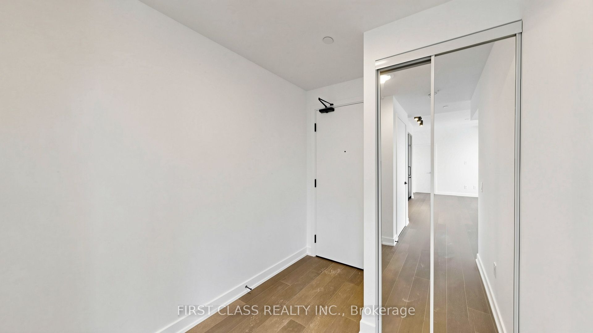 Unit 822 - 91 Montclair Avenue, Toronto 4