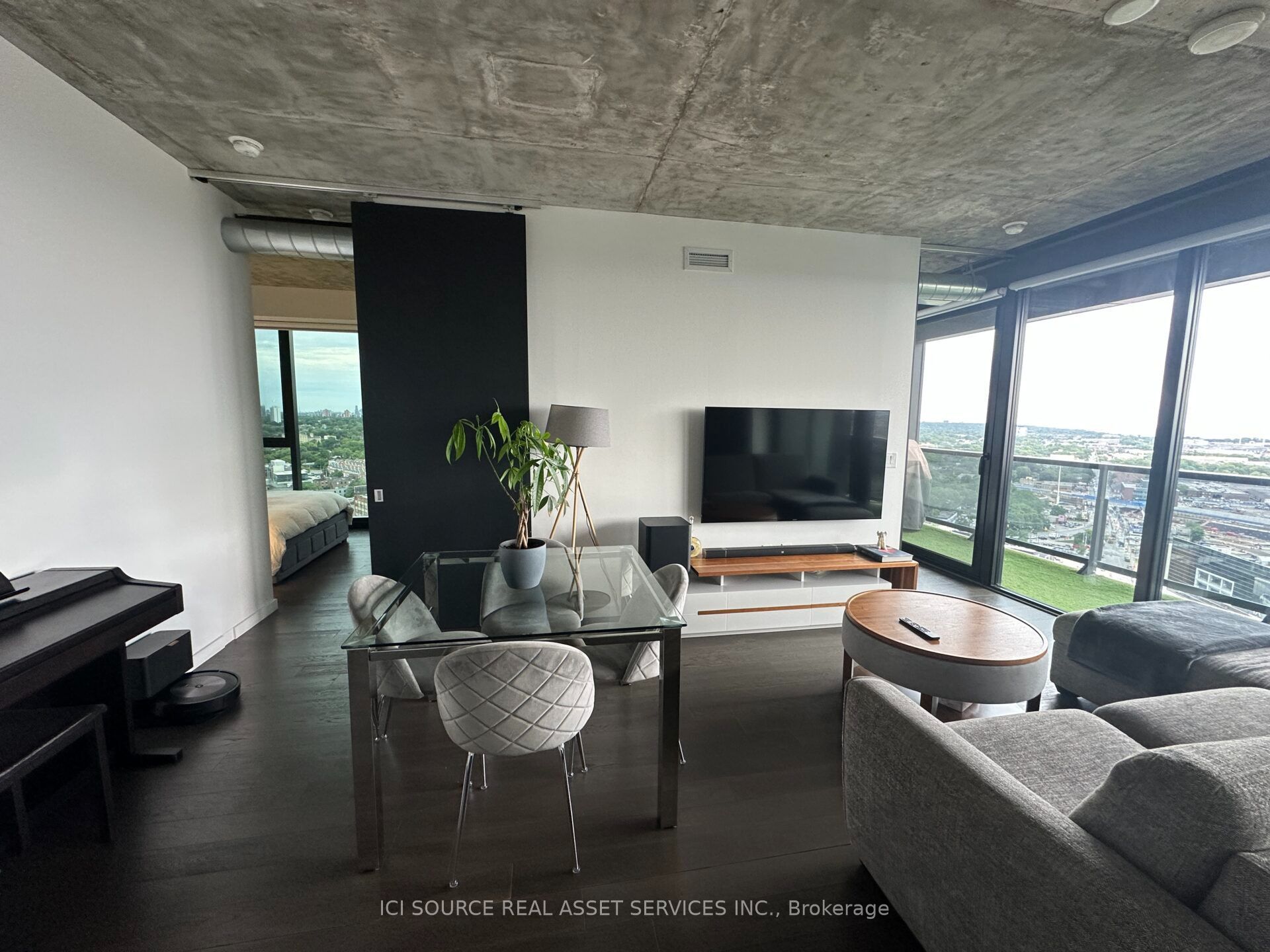 Unit 2407 - 170 Bayview Avenue, Toronto 3