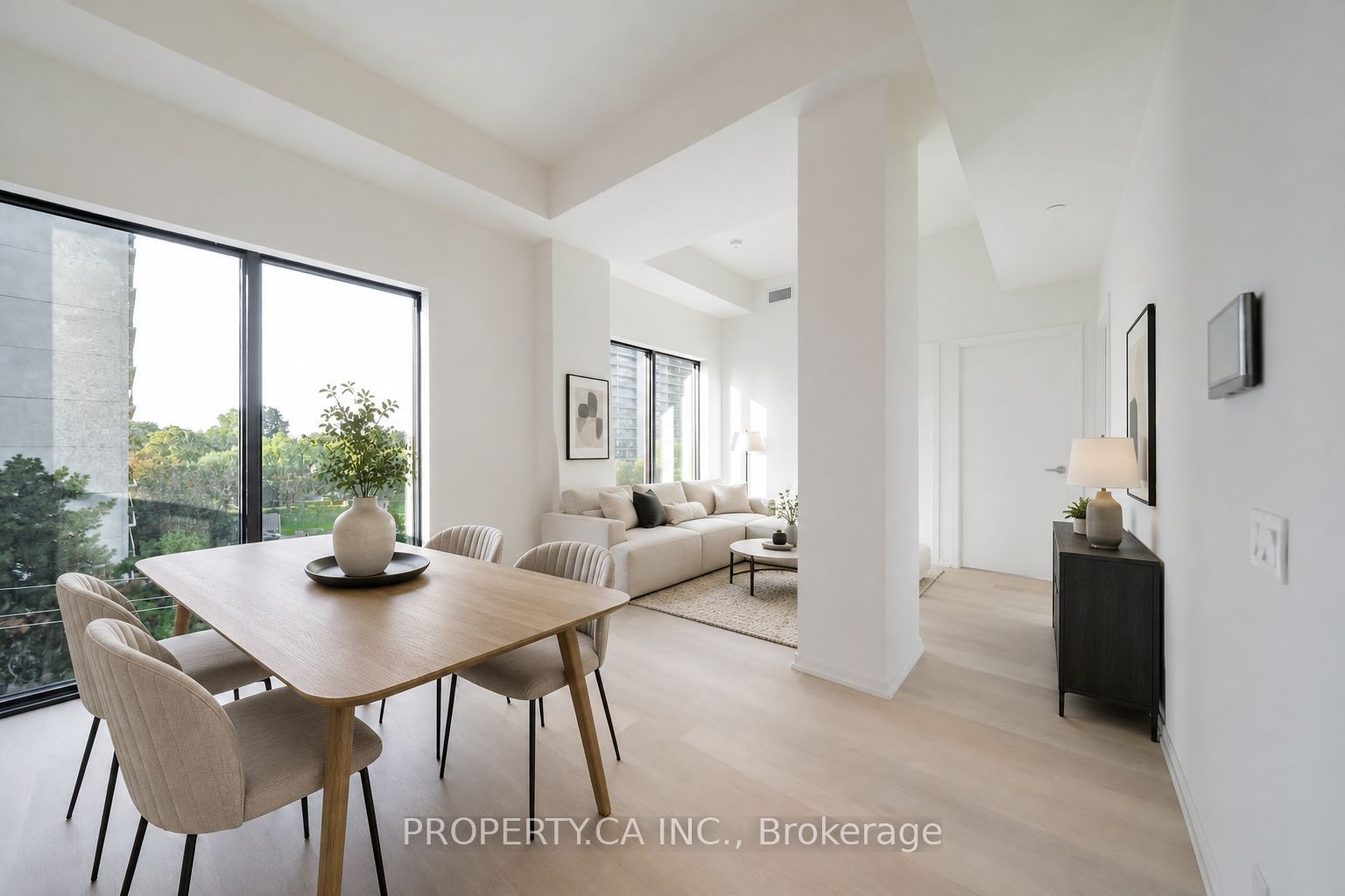 Unit 604 - 109 Erskine Avenue, Toronto 3