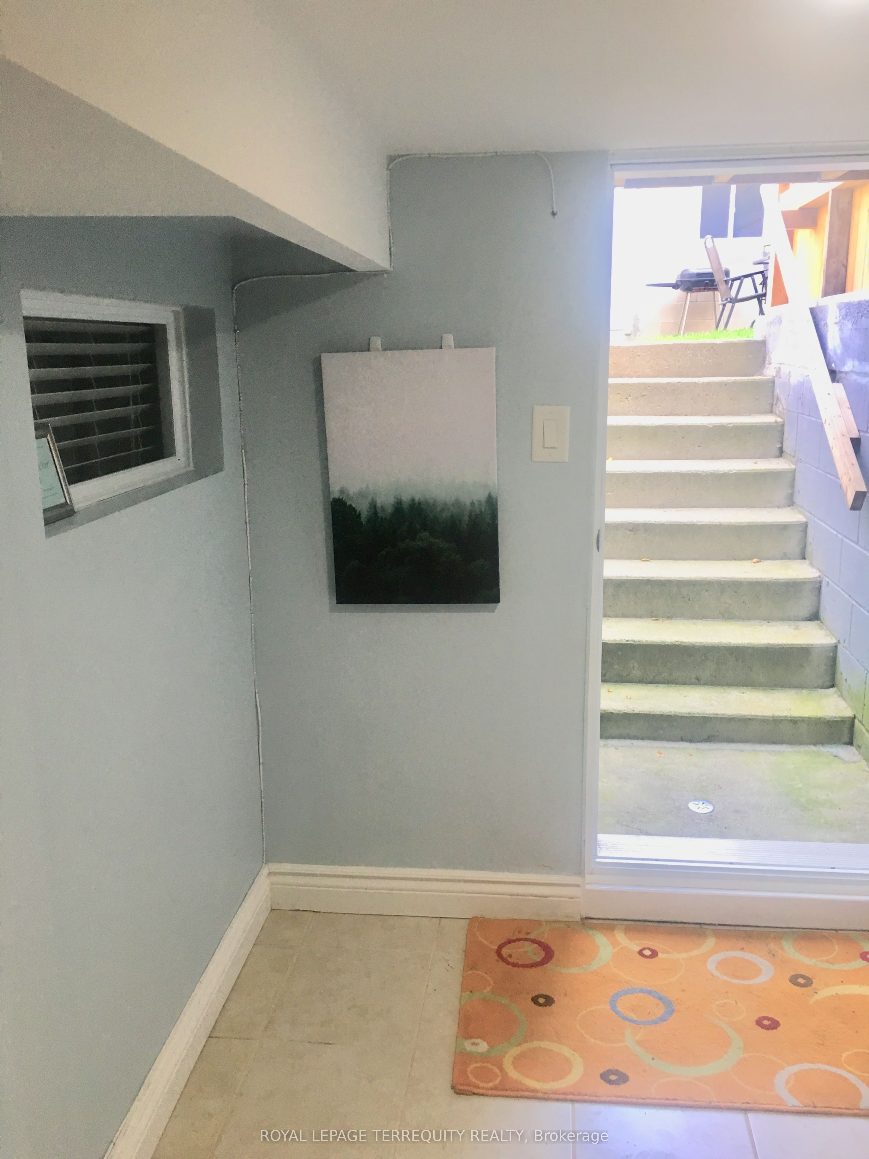 Unit Lower Unit - 305 Margueretta Street, Toronto 3