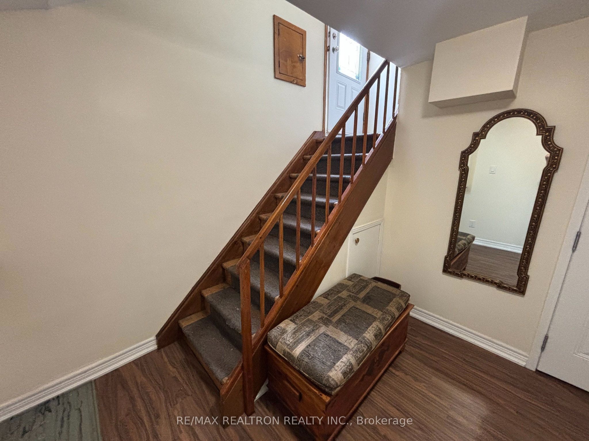 Unit Bsmt - 695 Glencairn Avenue, North York 2