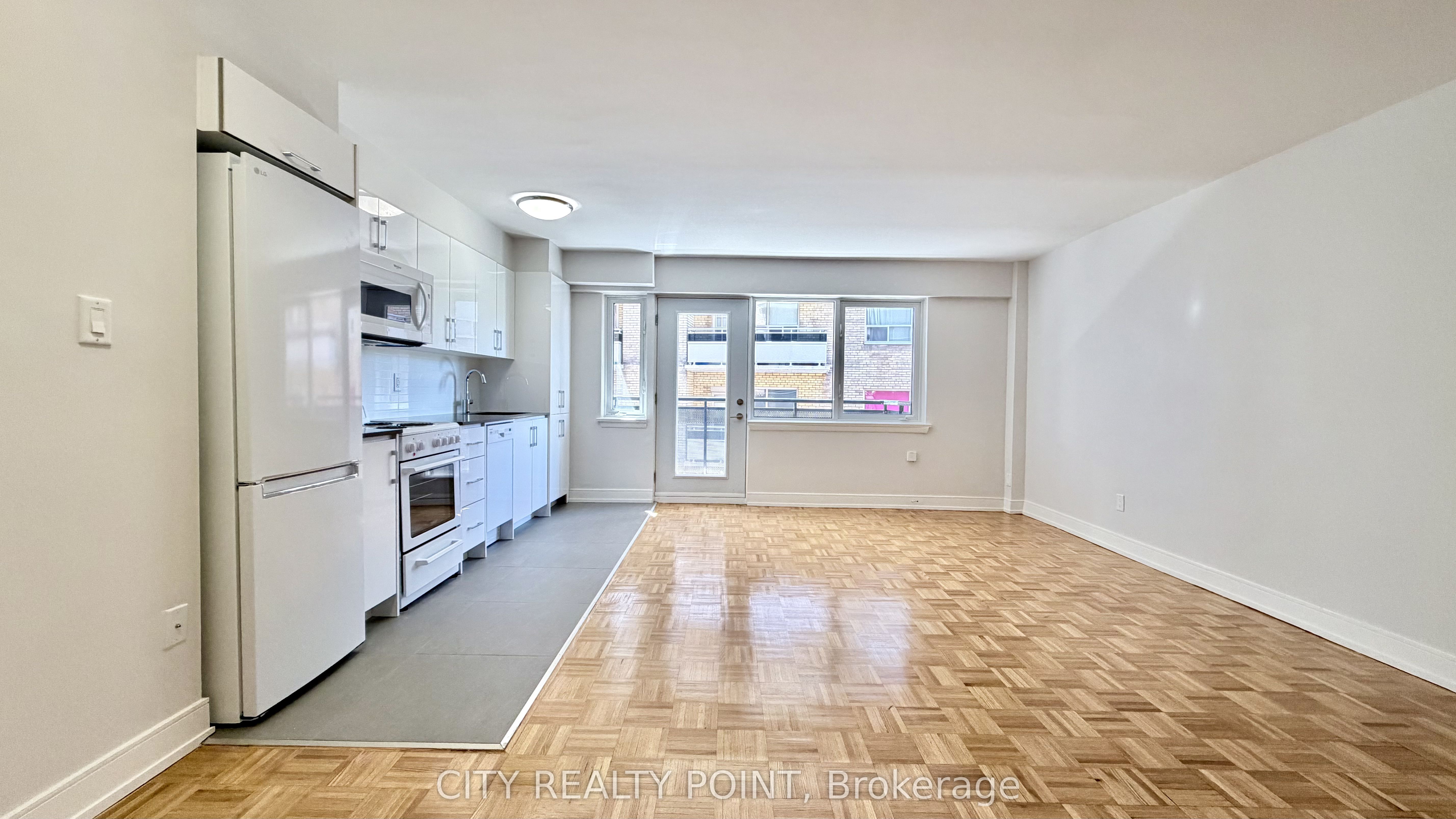 Unit 407 - 95 Lawton Boulevard, Toronto 3
