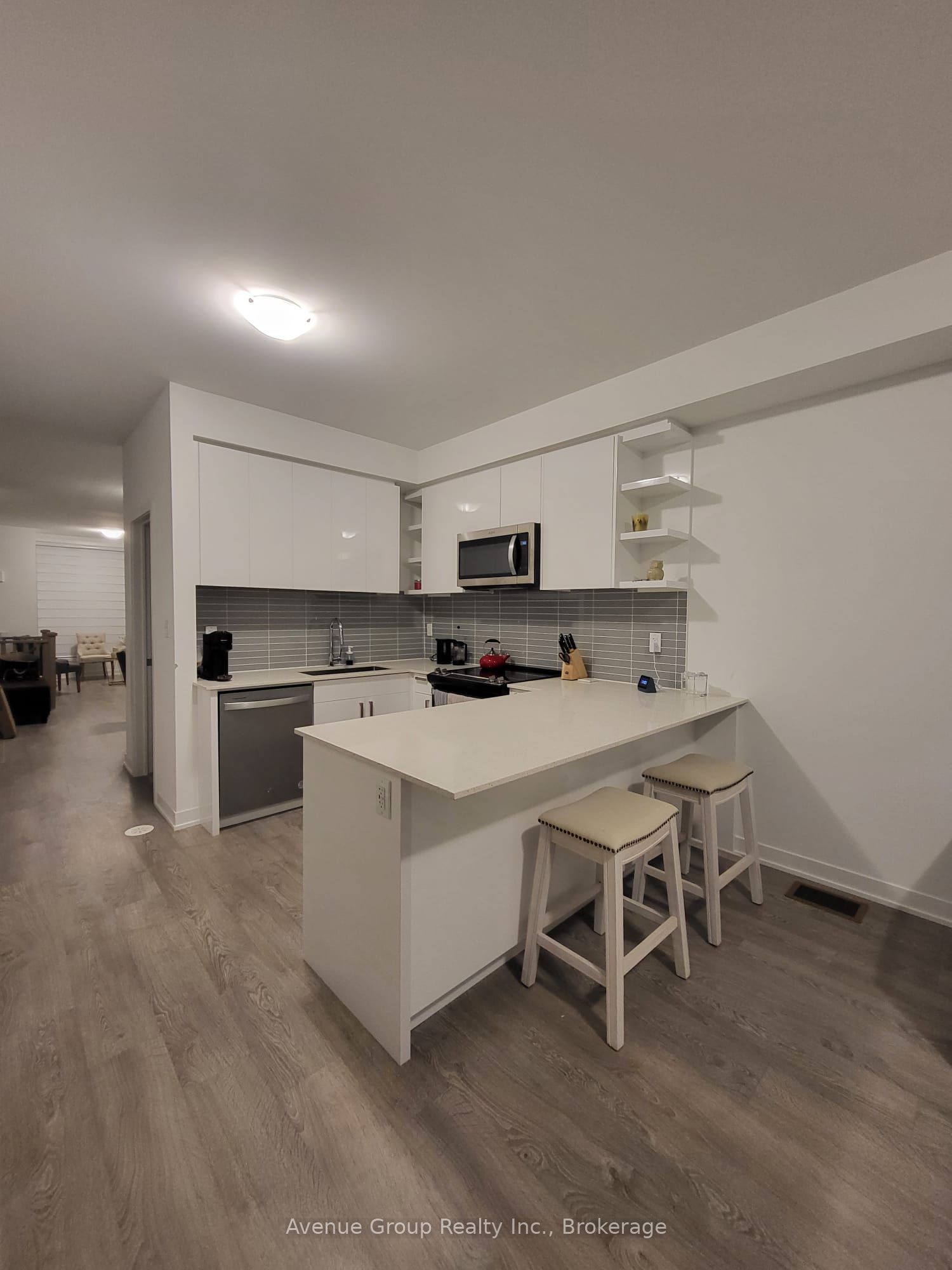 60 Hooyo Terrace, North York 2