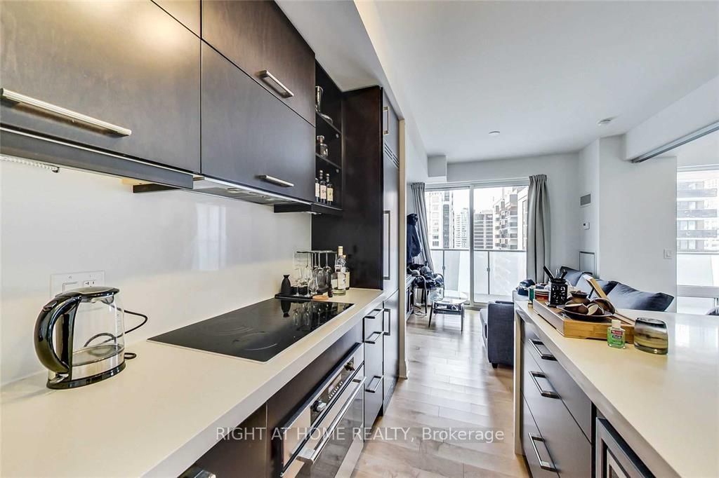 Unit 1608 - 65 St Mary Street, Toronto 4