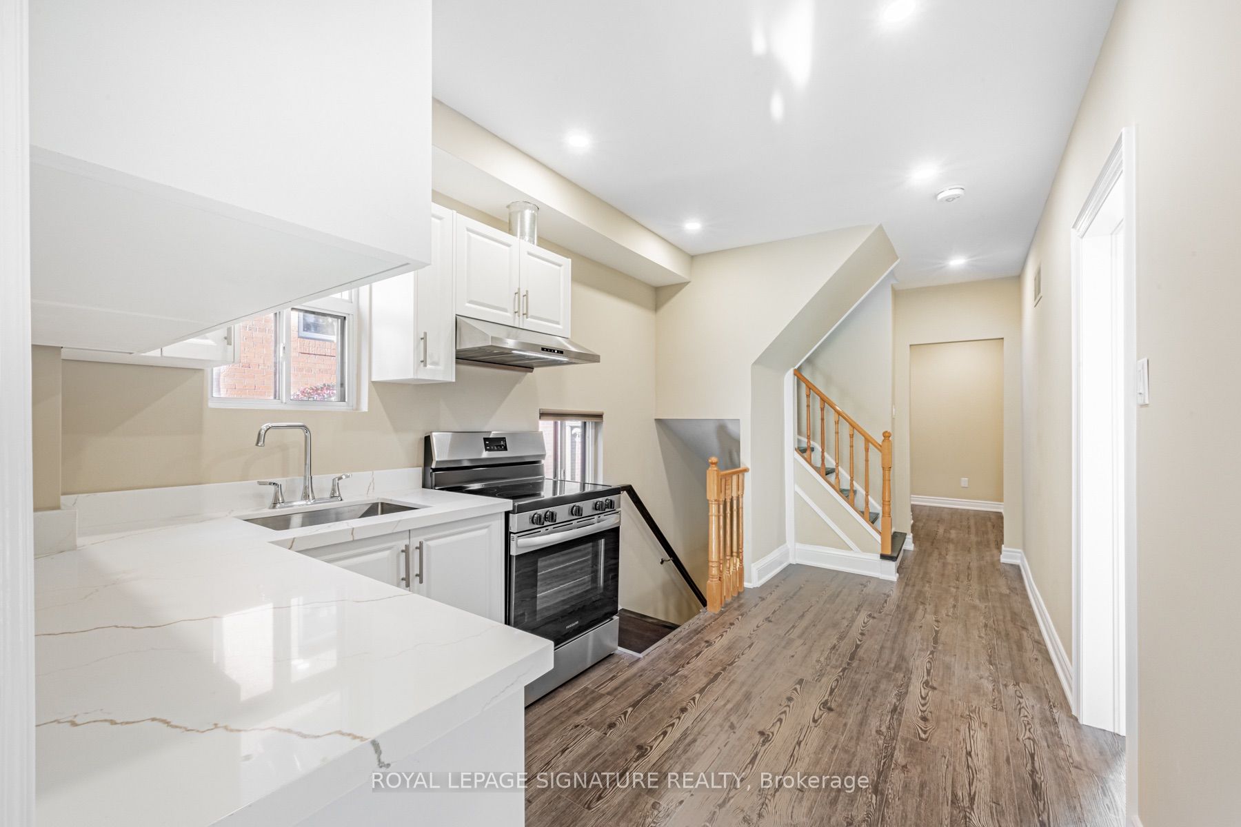 Unit 1 - 14 Howland Avenue, Toronto 3