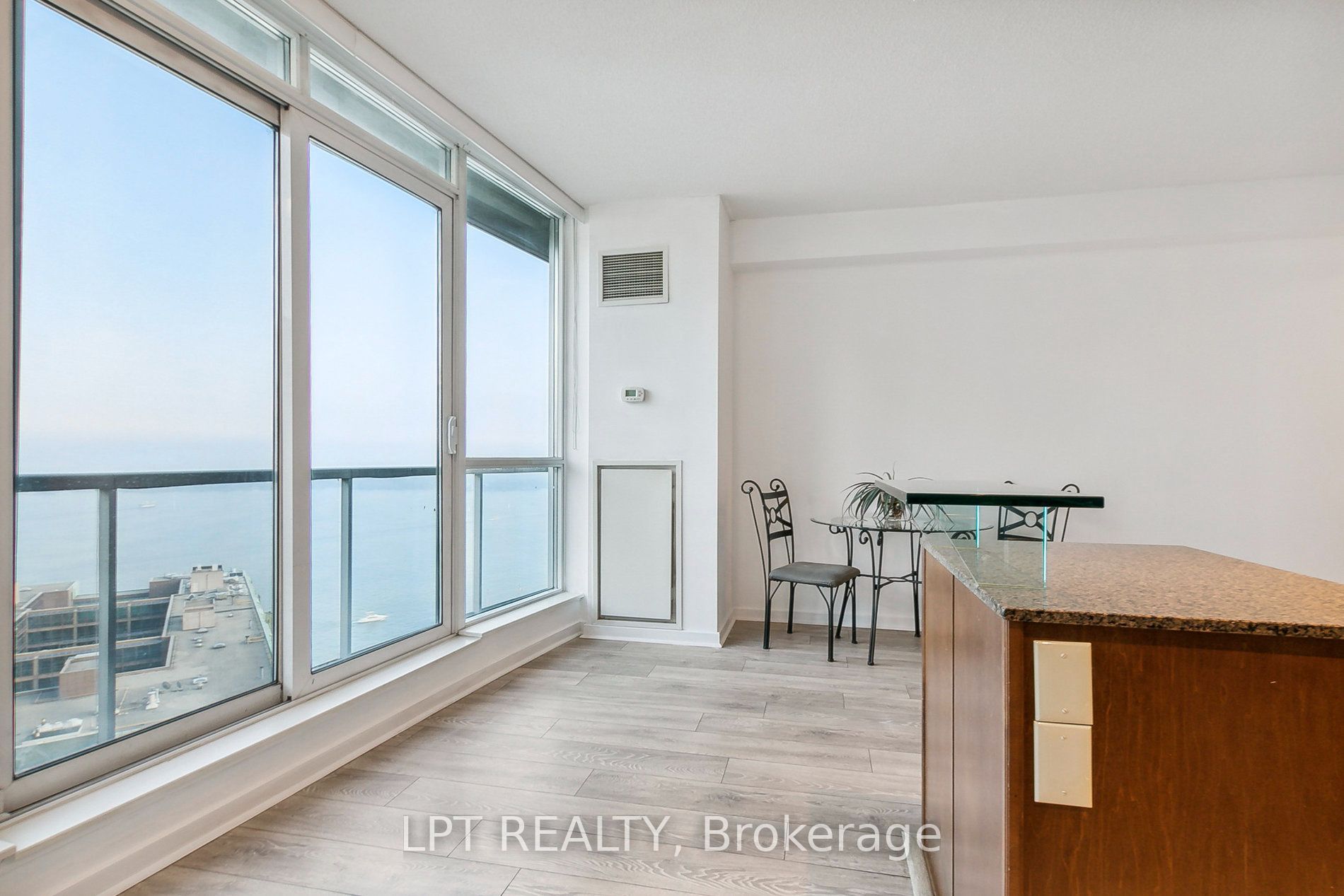 Unit 2604 - 208 Queens Quay W, Toronto 5