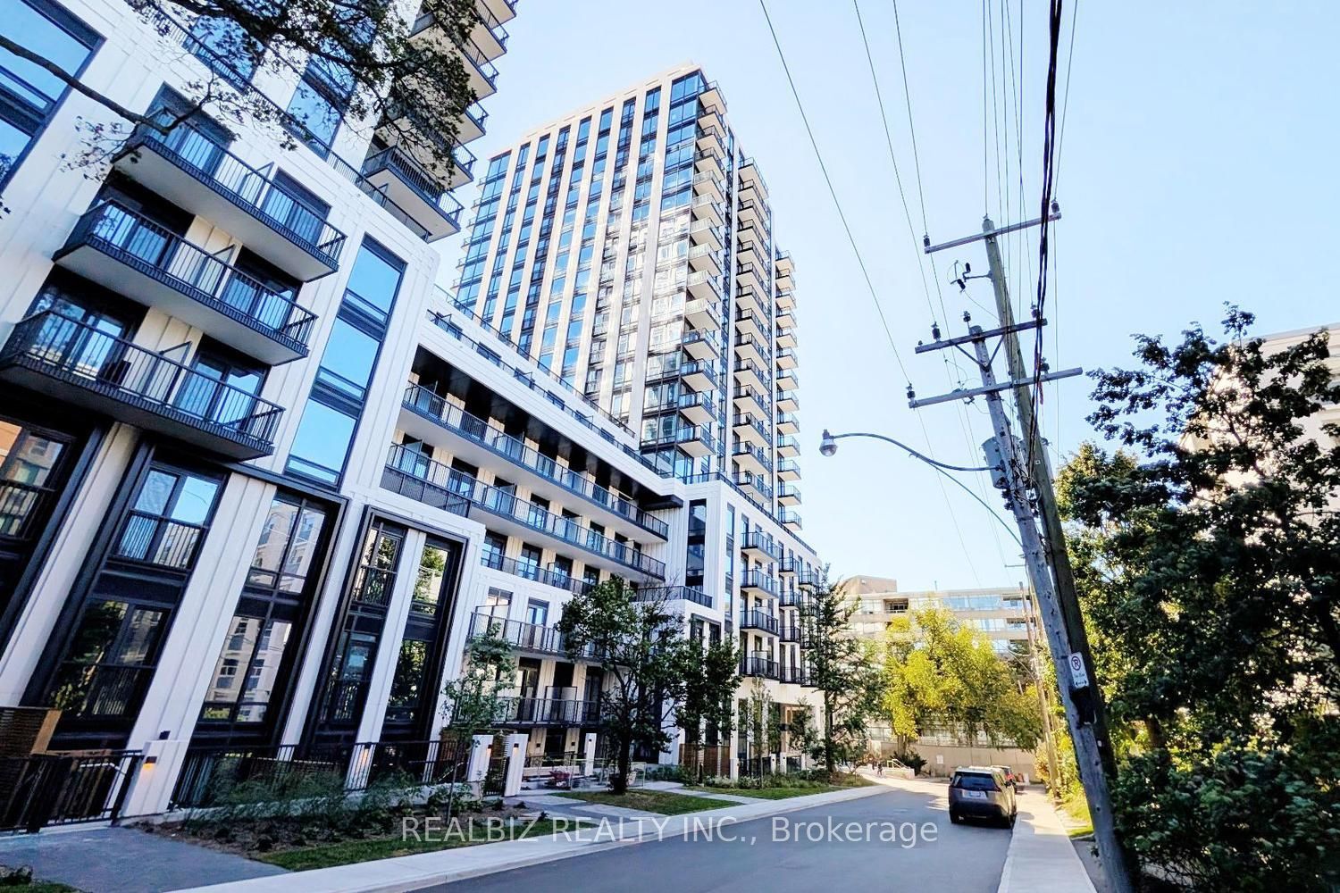 Unit 823 - 91 Montclair Avenue, Toronto 2