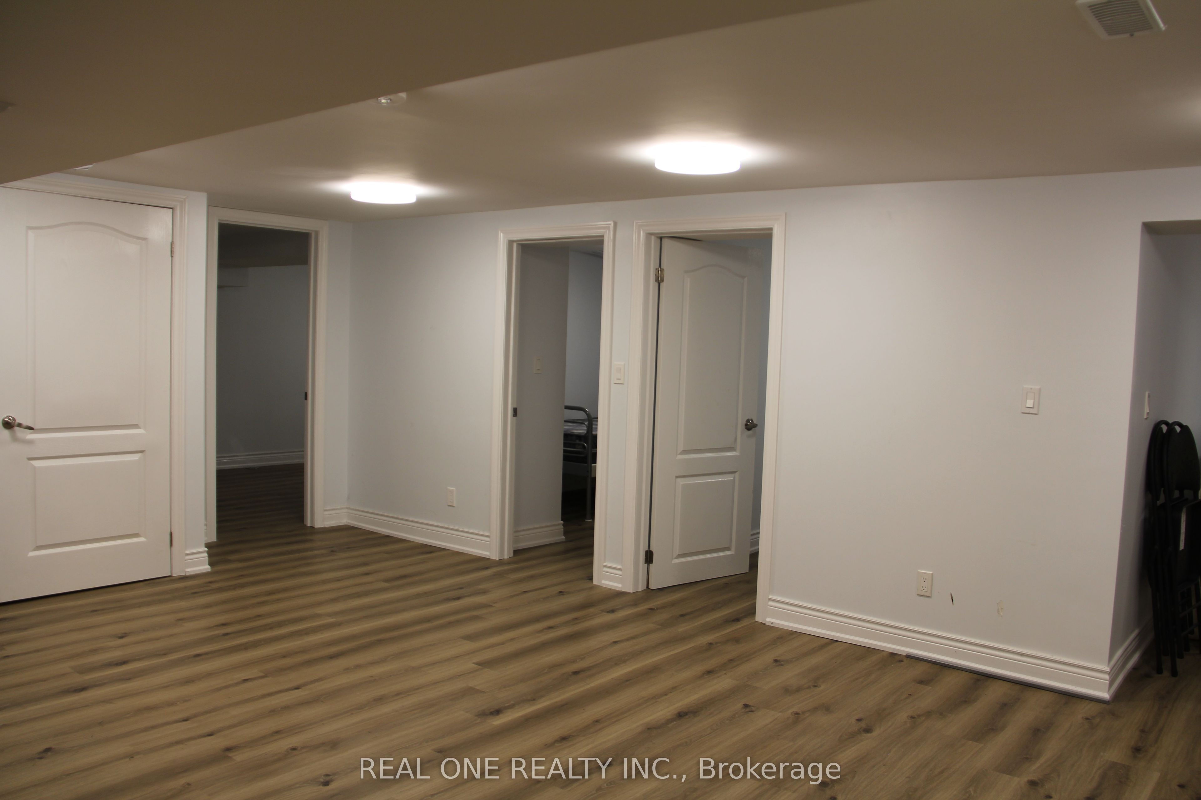 243 Kingslake Road, North York 3