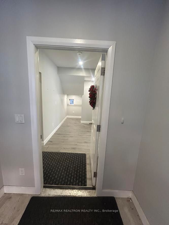Unit Main - 485 Oriole Parkway, Toronto 3