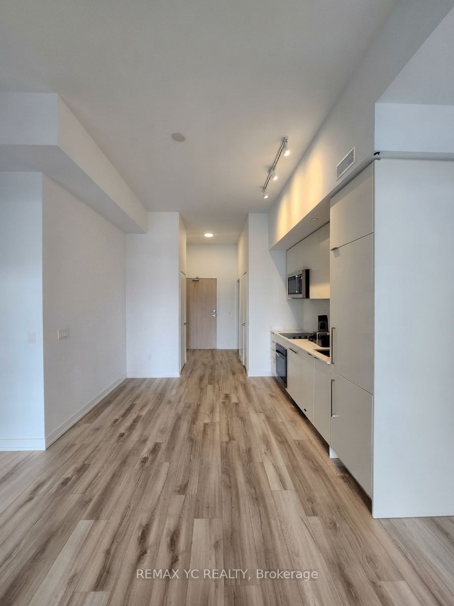 Unit 204 - 181 Sheppard Avenue E, North York 4